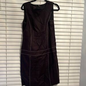 Cynthia Howie Black Linen Dress
Ladies 10